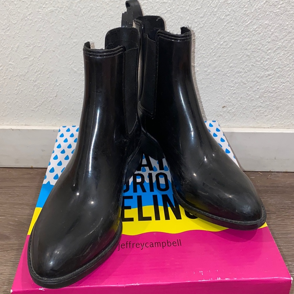 Jeffrey Campbell size 9 Stormy rain boots.